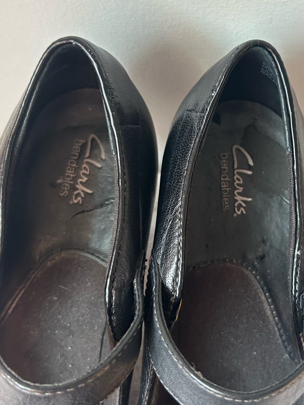 Clarks Emily 2 Mabel Black Leather Mary Jane Pumps. Size 8. - Picture 10 of 12